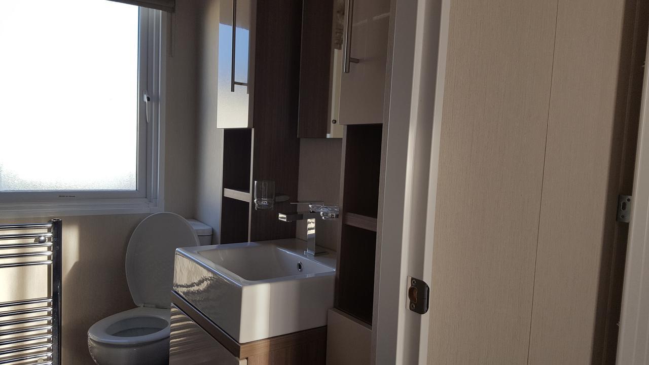 Luxury Lodge At Haggerston Castle Beal Ngoại thất bức ảnh